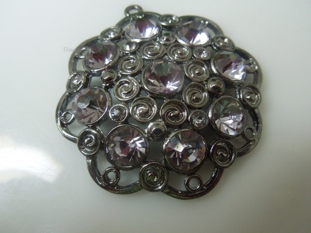 q343 Beautiful Big Design decorated with Crystal Pendant/Charm