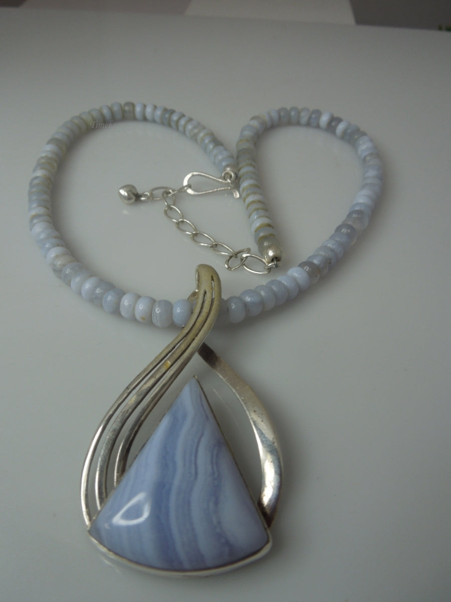 q344 Beautiful Blue Lace Agate Beads with Sterling Silver Clasp and Pendant