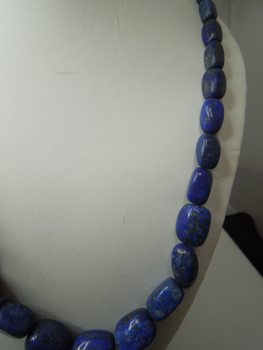 q354 Lapis lazuli Graduated Beads and Sterling Silver Clasp