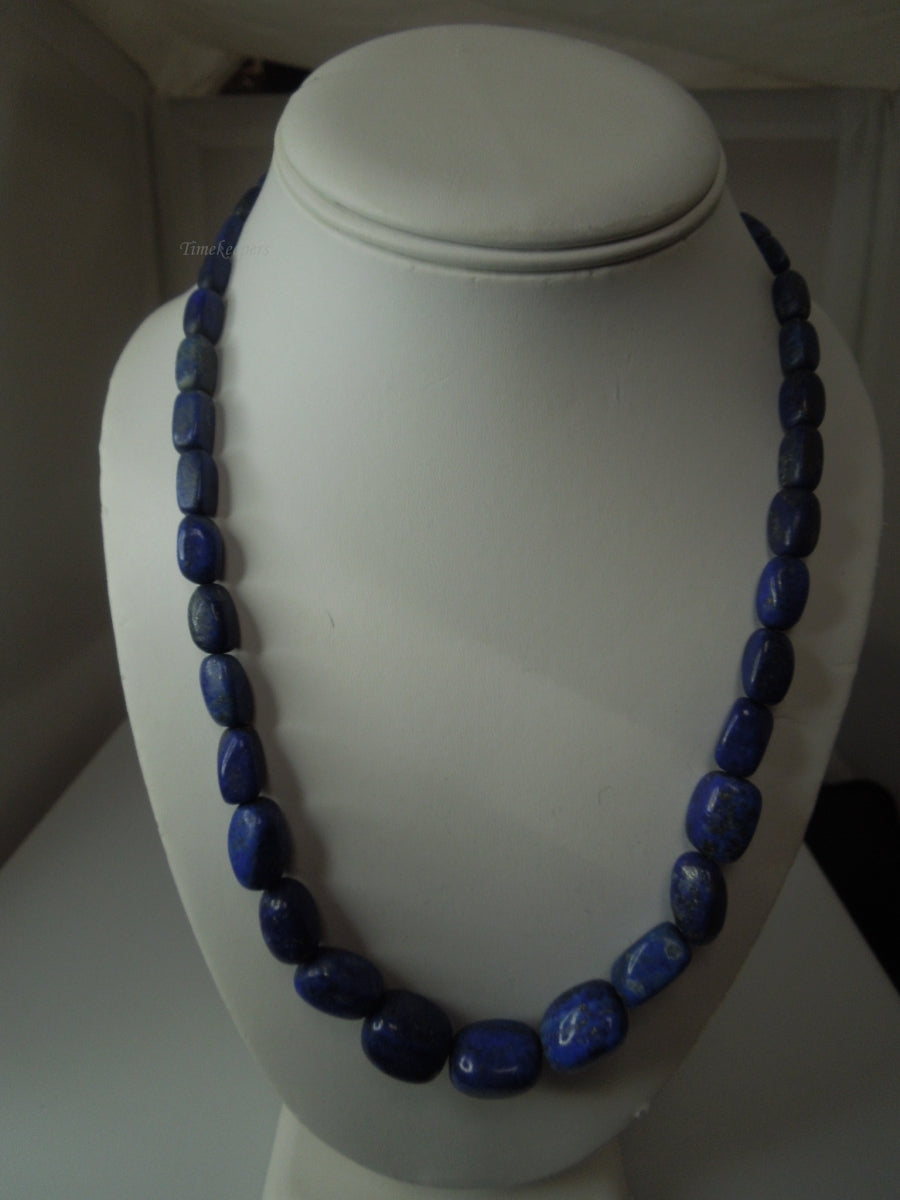 q354 Lapis lazuli Graduated Beads and Sterling Silver Clasp