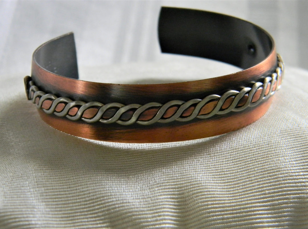 h758 Beautiful Unique Vintage Copper Cuff Bracelet with Applied Chain Design