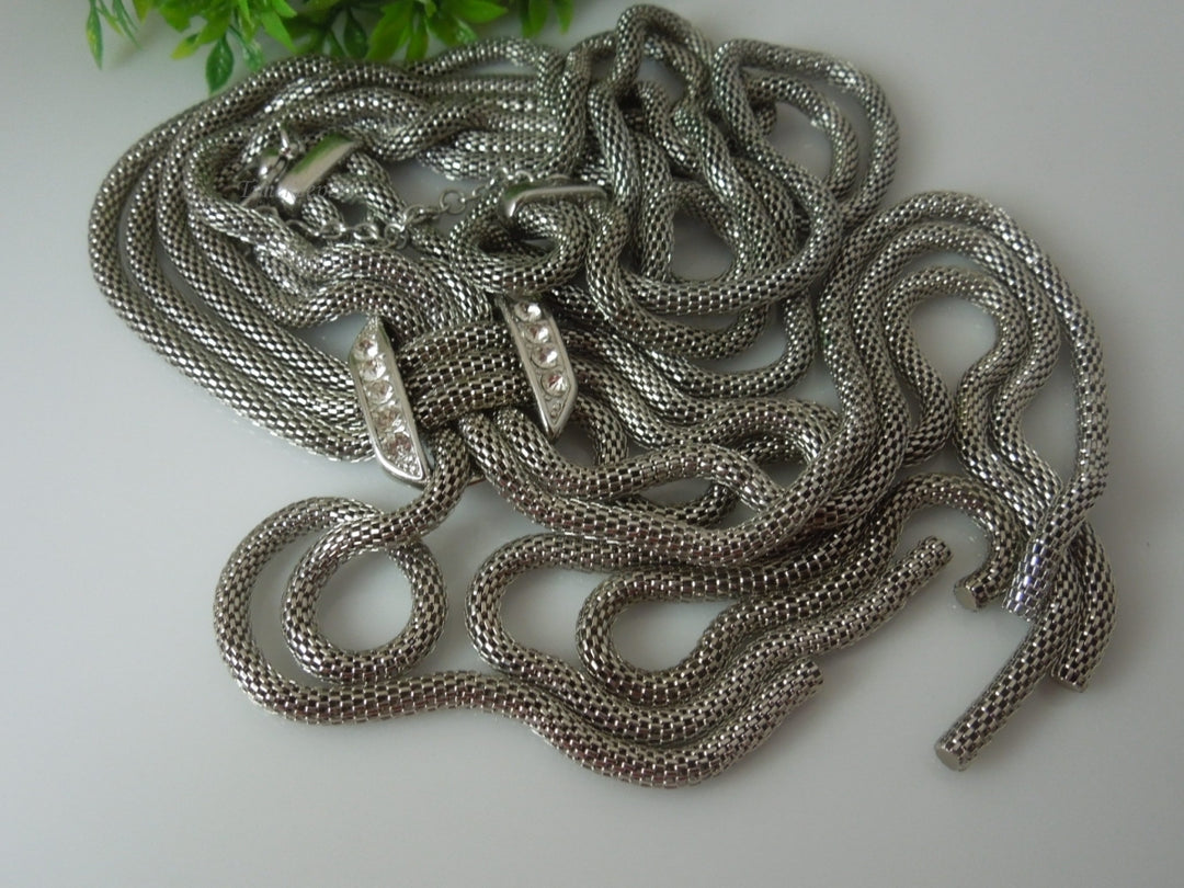 q394 Vintage Silver Tone 3 Strands Snake Chain Necklace