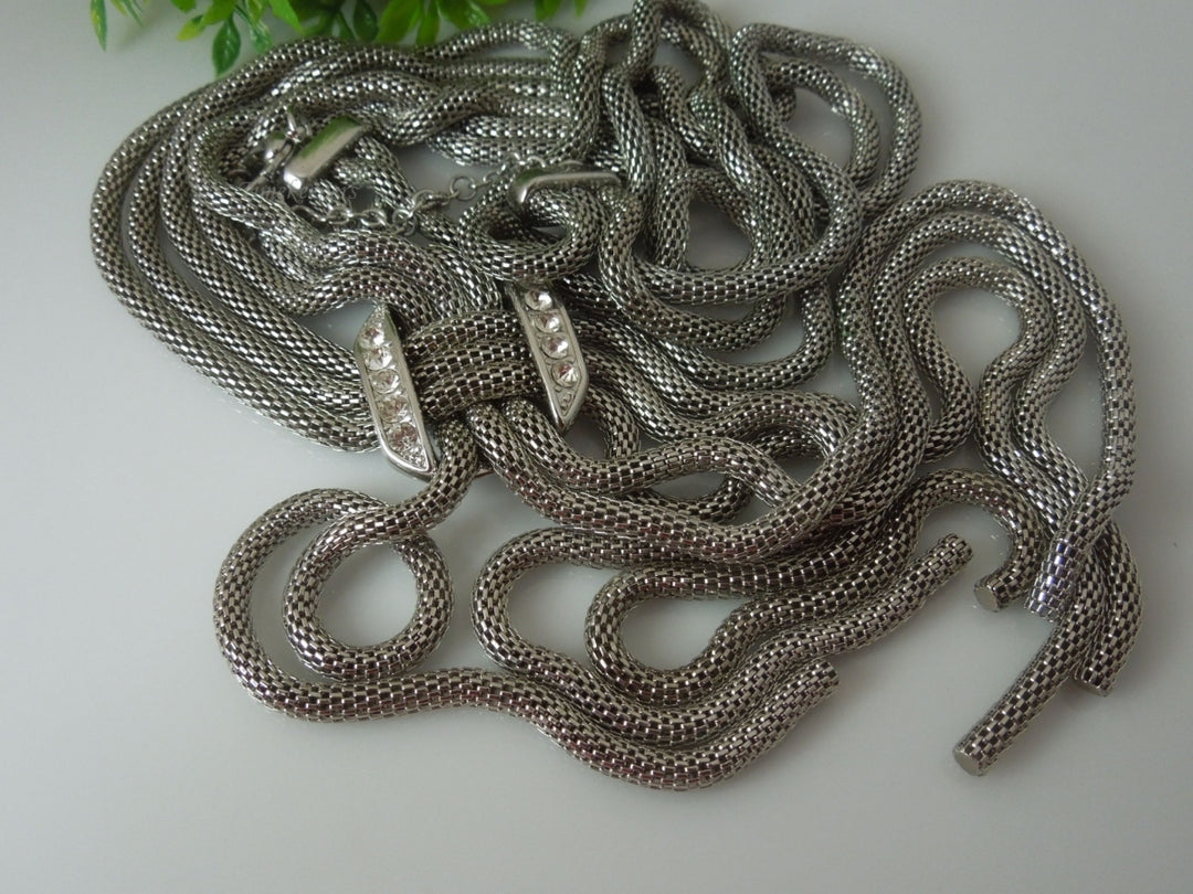 q394 Vintage Silver Tone 3 Strands Snake Chain Necklace