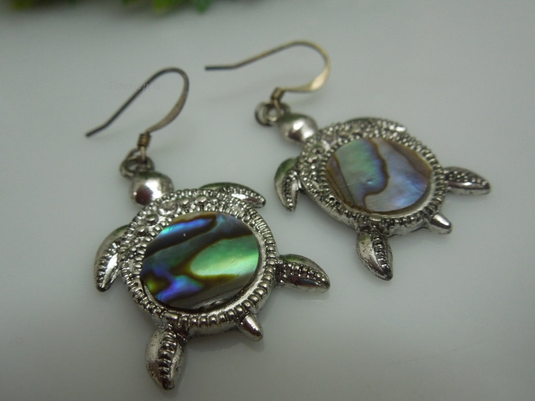 q397 Ladies Dangle and Drop Silver Color Cute Turtle Earrings