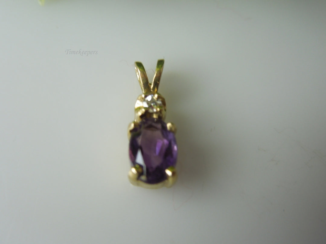 q422 Gorgeous 14kt Yellow Gold Amethyst Pendant Charm