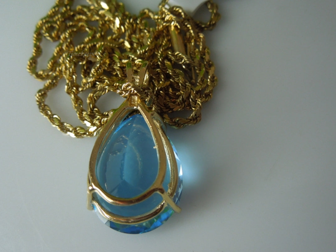 q425 Gorgeous 14kt Yellow Gold Blue Topaz Rope Chain Necklace 24"