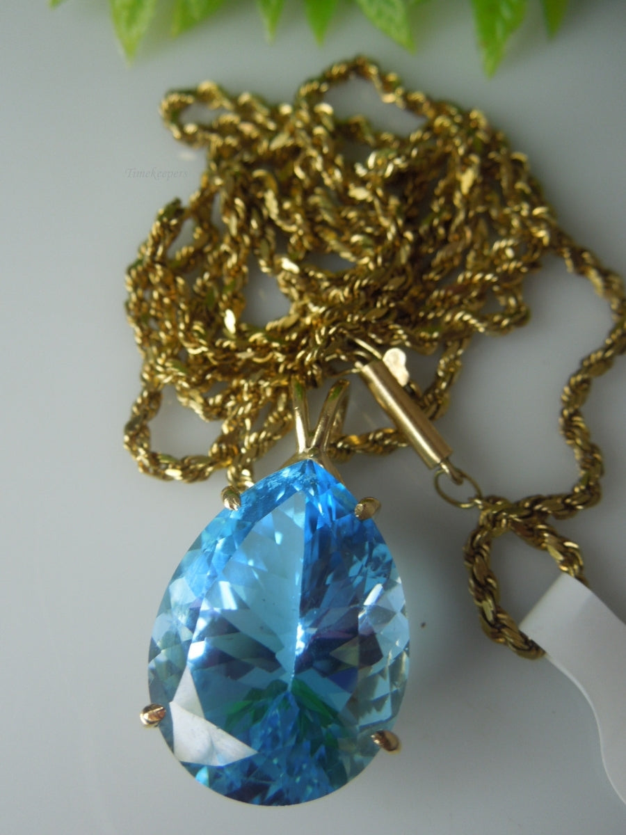 q425 Gorgeous 14kt Yellow Gold Blue Topaz Rope Chain Necklace 24"