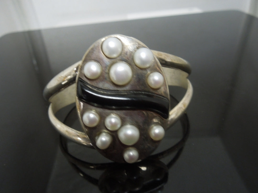 q457 Jay King DTR 925 China Sterling Silver Pearl Cuff Bracelet  PLEASE READ ENTIRE DESCRIPTION BEFORE PURCHASING