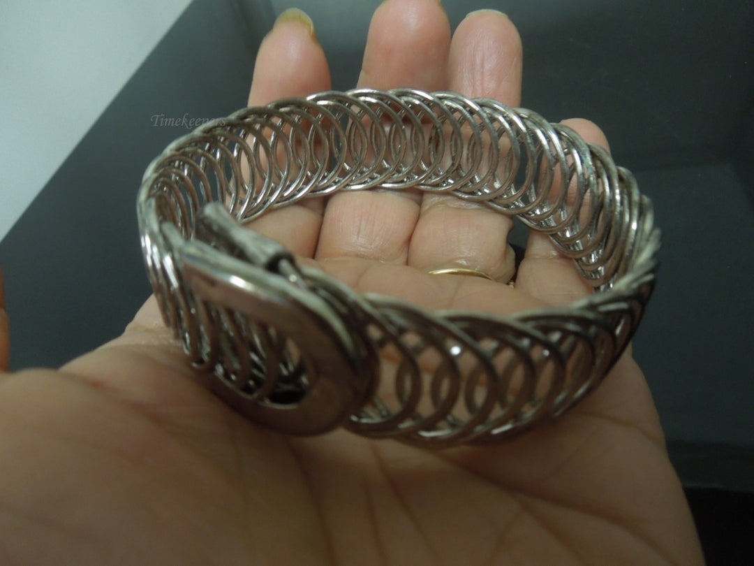 q461 Silver Tone Mesh Bangle Bracelet Size Adjustable