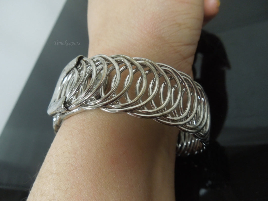 q461 Silver Tone Mesh Bangle Bracelet Size Adjustable