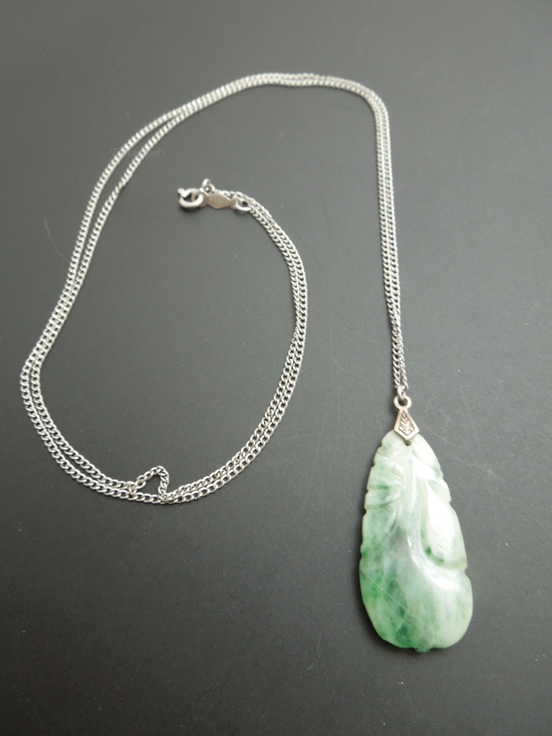 b923 Pretty Carved Jadeite Stone Pendant on a 24" Sterling Silver Necklace