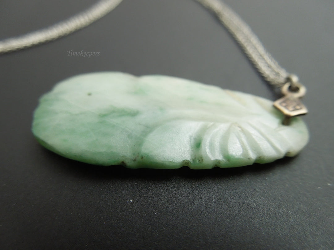 b923 Pretty Carved Jadeite Stone Pendant on a 24" Sterling Silver Necklace