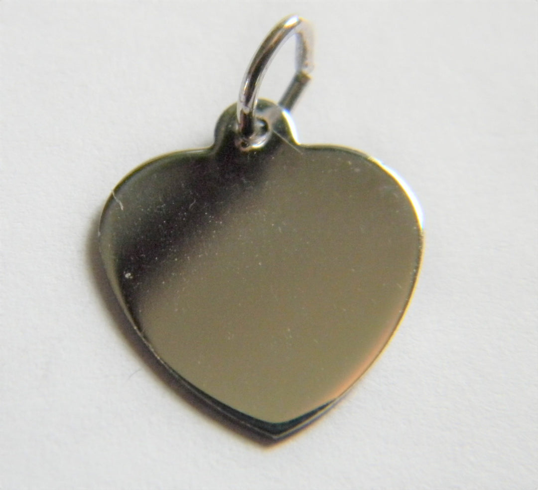 h817 Cute Sterling Silver Polished Heart Charm or Pendant