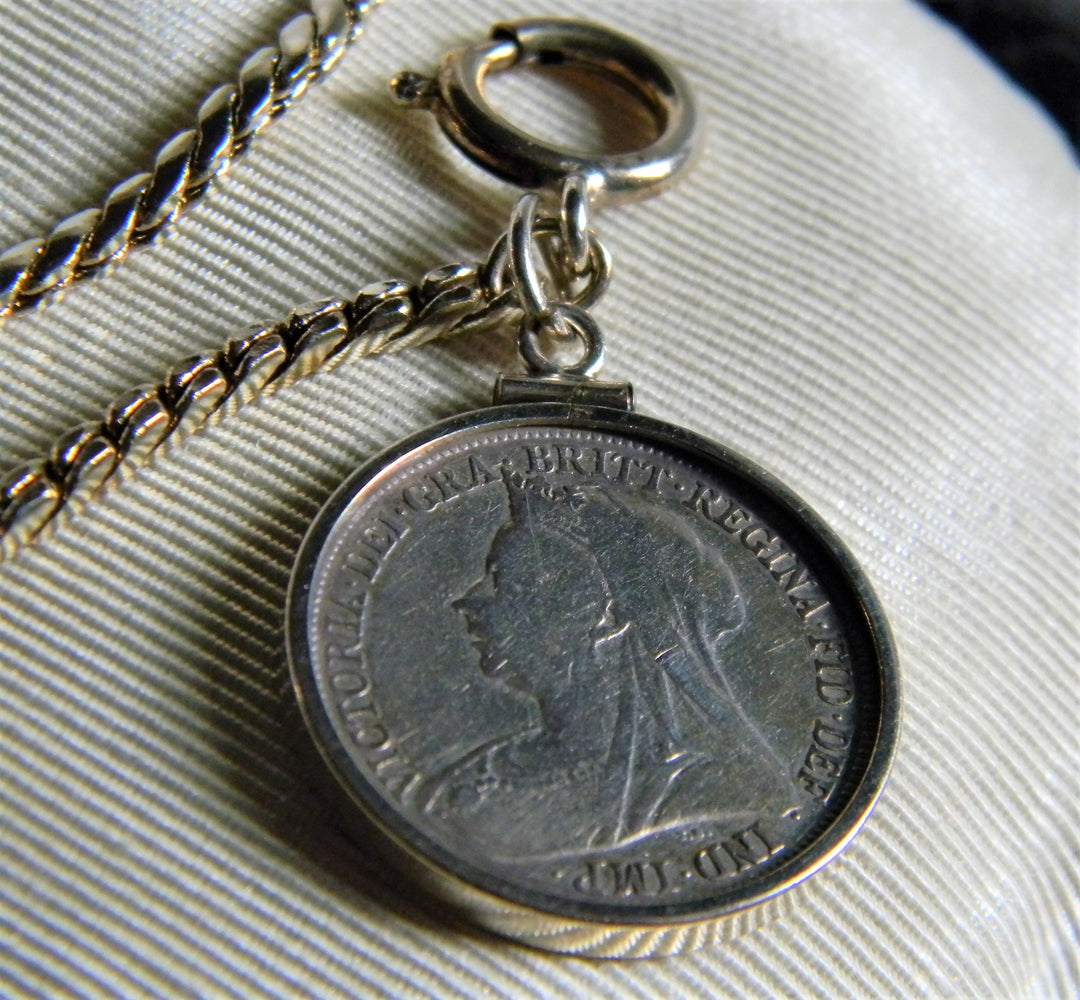 h852 Vintage Gold Tone Pocket Watch Chain with One Shilling Coin 1895