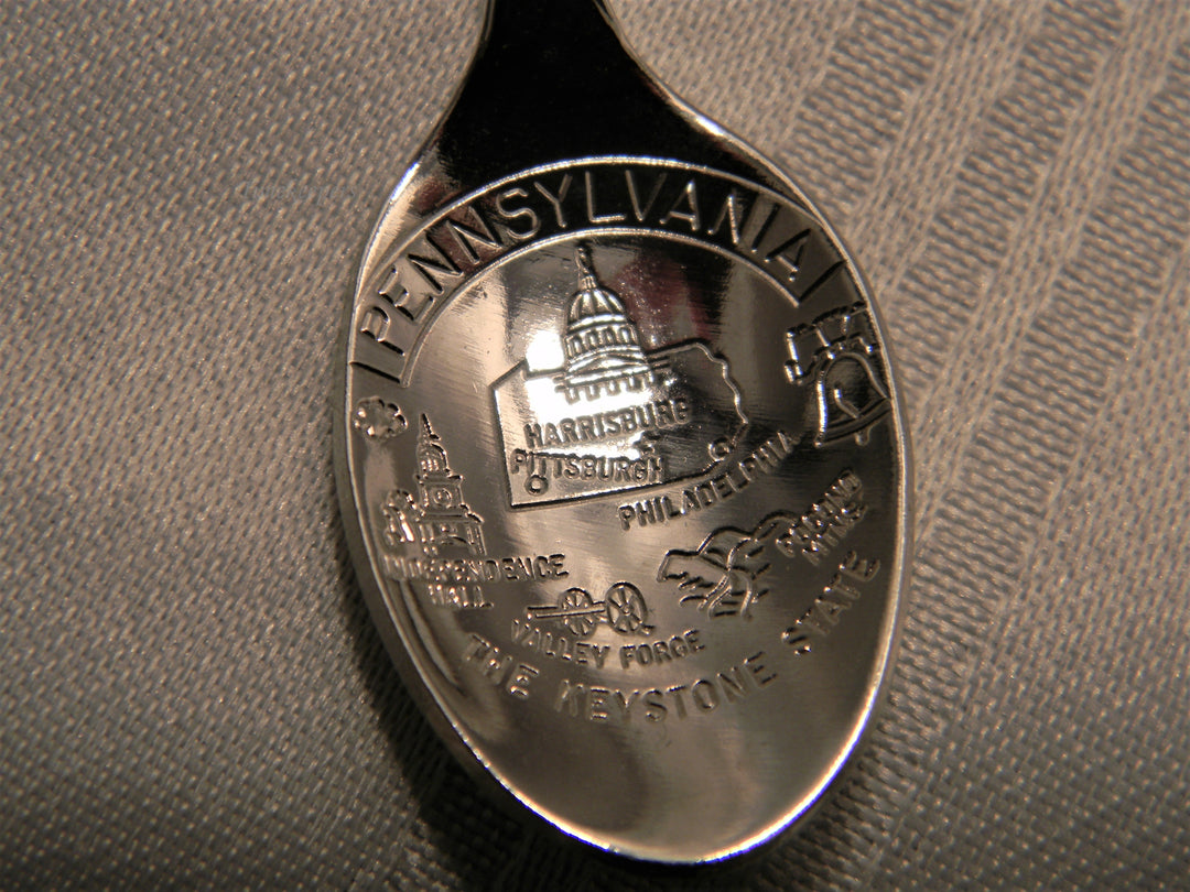 j662 Nice Preowned Collector Spoon from Pennslyvania