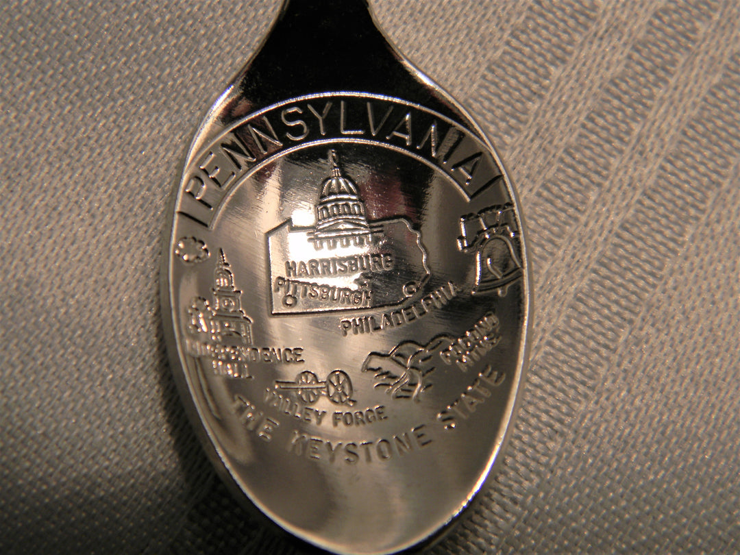 j662 Nice Preowned Collector Spoon from Pennslyvania