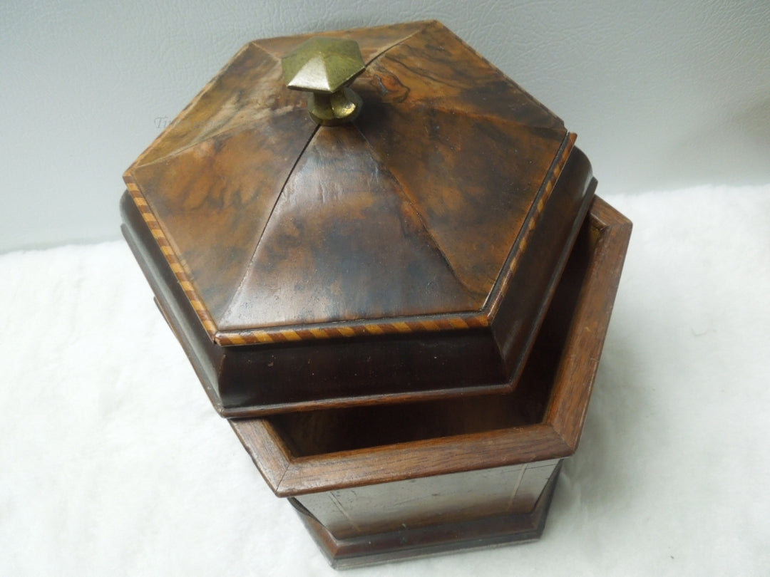 q558 Vintage Wood Trinket Box Hexagon Shape Inlay Design Removable Lid With Knob