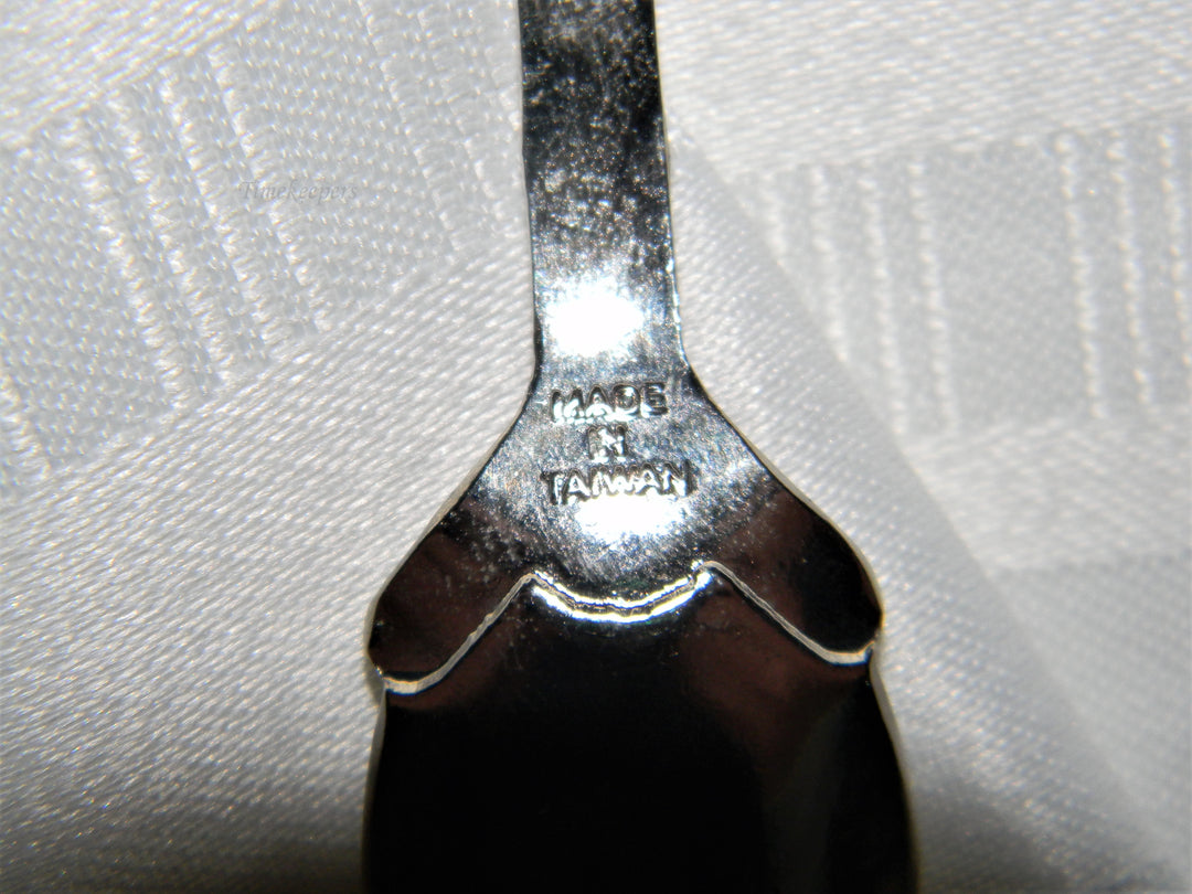 j672 Nice Preowned Stainless Steel Collector Spoon featuring St. Louis Blues NHL