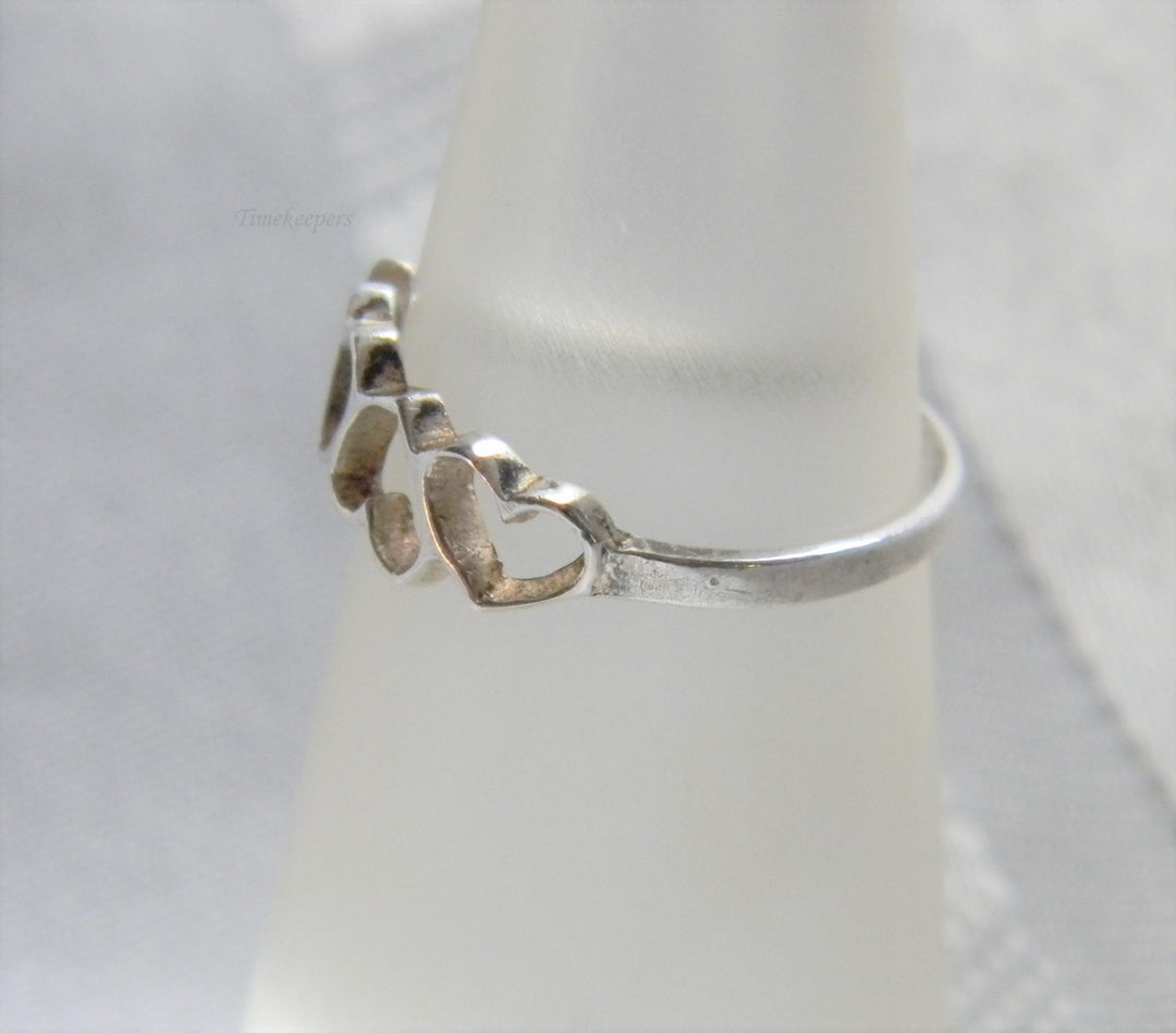 h892 Pretty Preowned Heart Sterling Silver Ring Size 5