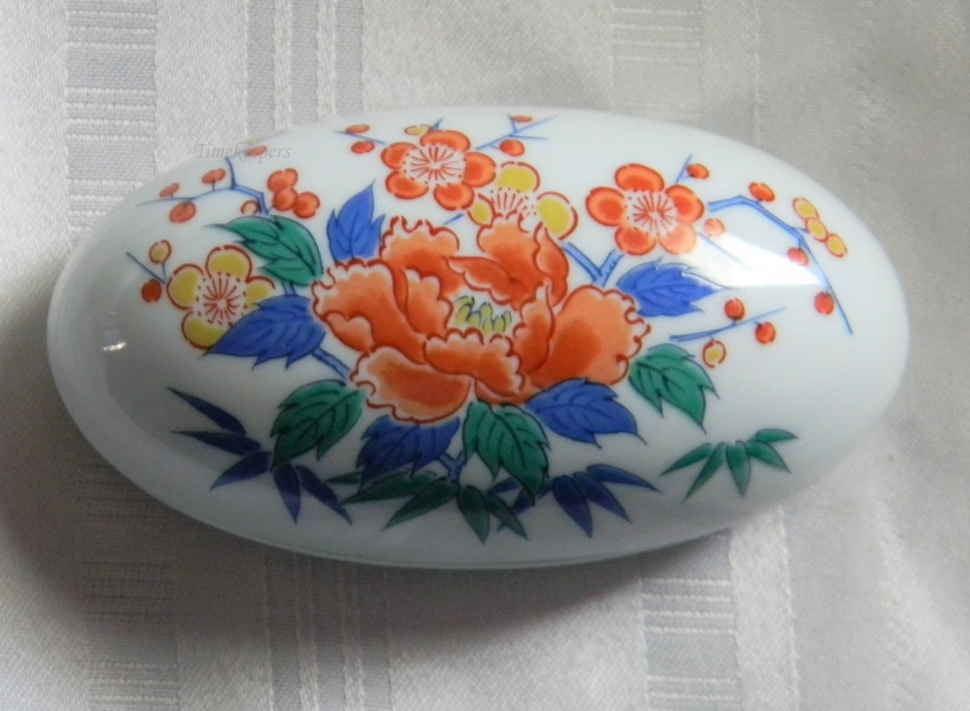 h905 Beautiful Hand Painted Oval Porcelain Trinket Box marked ANA