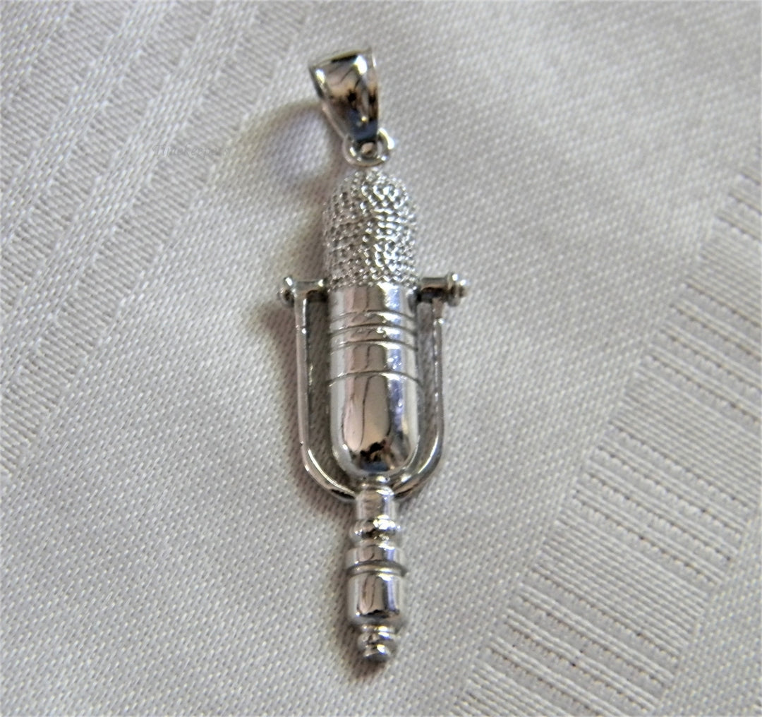 h928 Great Cute Sterling Silver Microphone Charm or Pendant