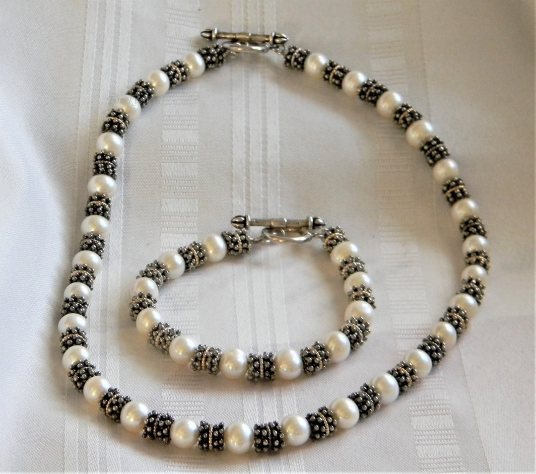 h985 Vintage Sterling Silver and Pearl Bead Necklace and Bracelet Set