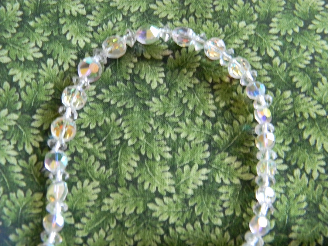 h690 Beautiful Graduated Borealis Beaded Necklace with Slide clasp