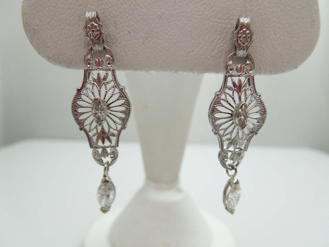 g650 Stunning Vintage 14kt White Gold Filigree and Diamond Dangle Earrings