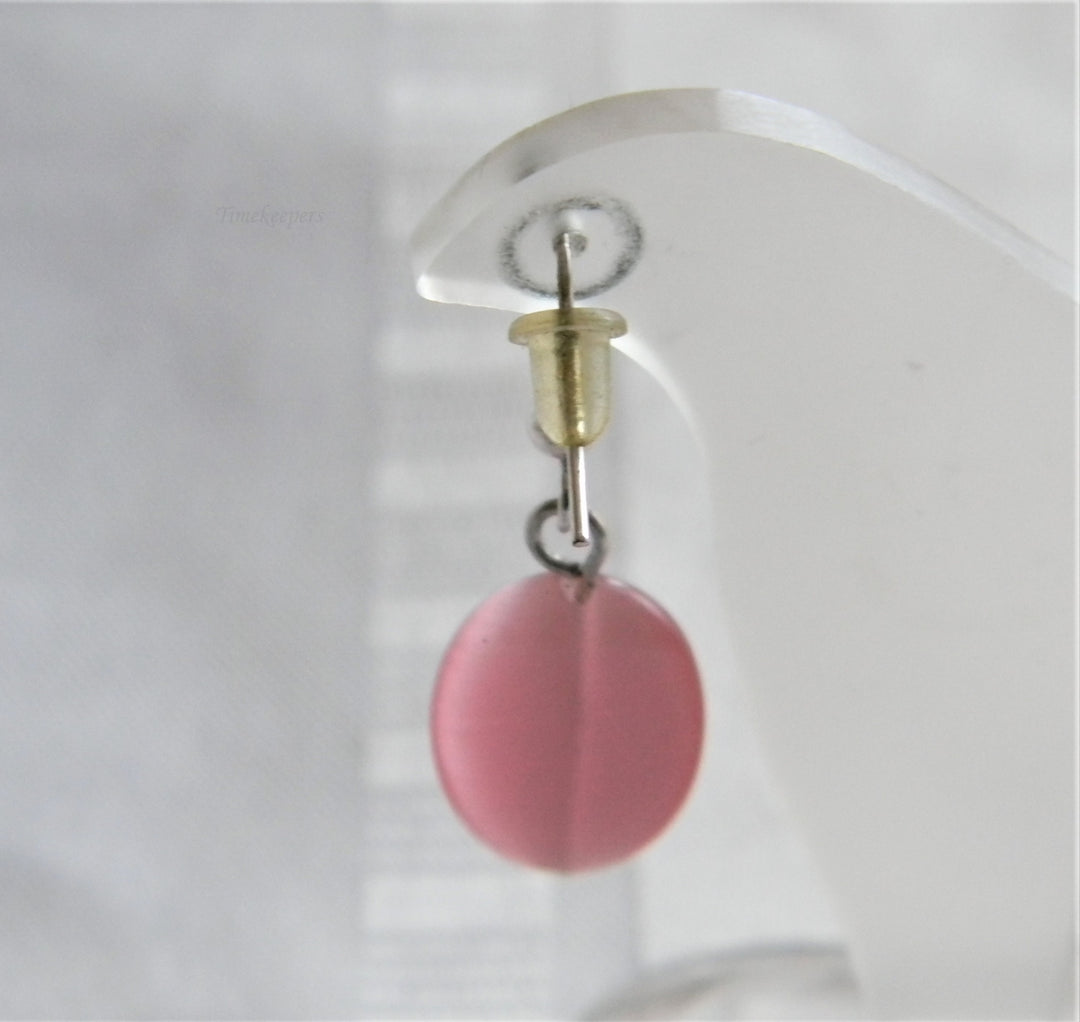 h699 Beautiful Silver Tone Dangle Earrings with Pink Oval Stones