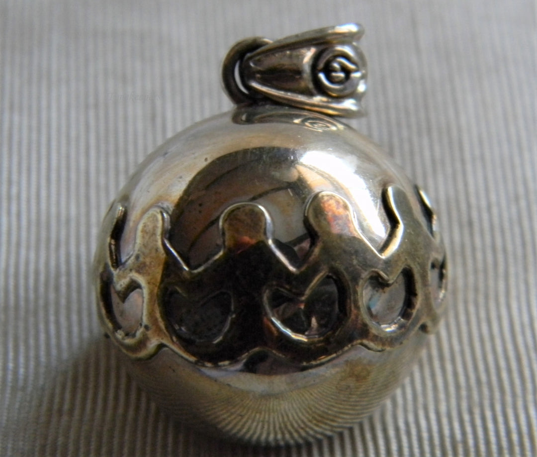 p022 Nice Sterling Silver Large Ball Charm or Pendant with a Circle of Figures