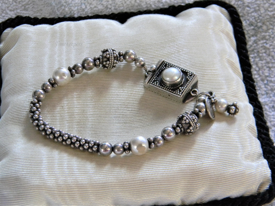 j799 Beautiful Beaded Sterling Silver Bracelet with Faux Pearls and Slide Clasp