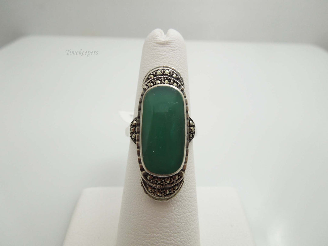 g718 Pretty Ladies Sterling Silver Chrysoprase and Marcasite Ring