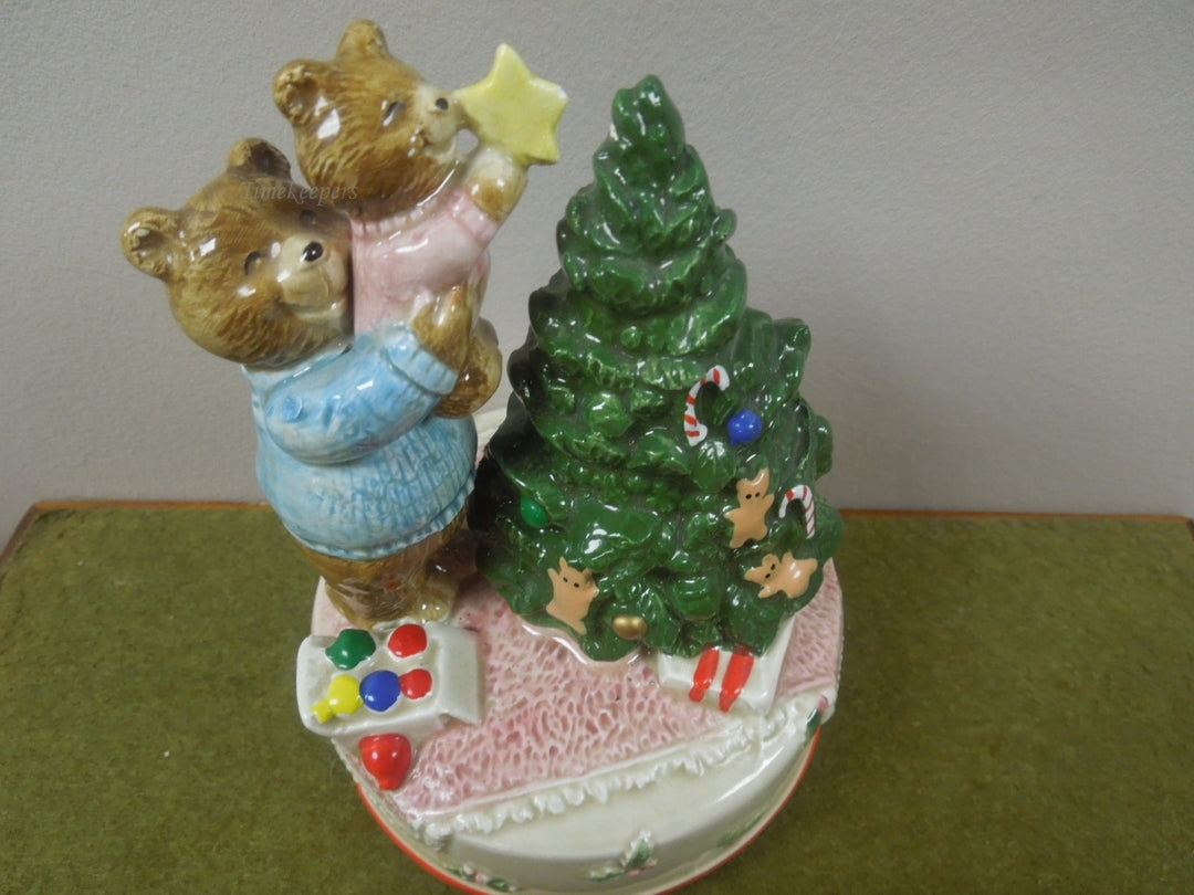 q803 Vintage Ceramic Christmas Tree Music Box Plays "We wish you a Merry Christmas"