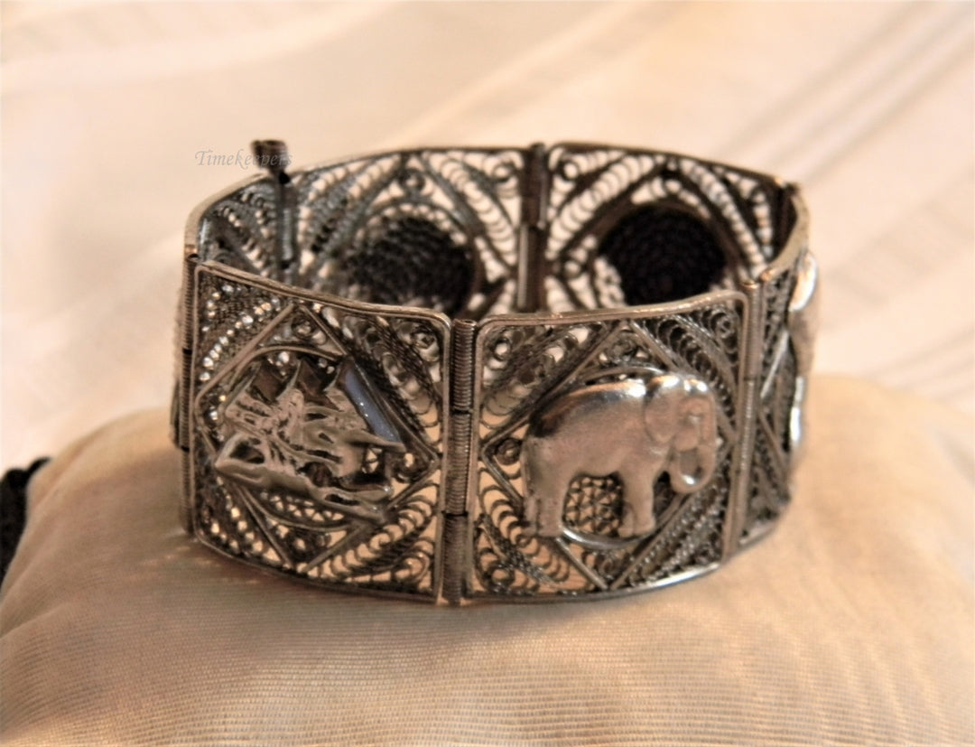 p043 Vintage Silver Plated Filigree Egyptian style Square Link Bracelet