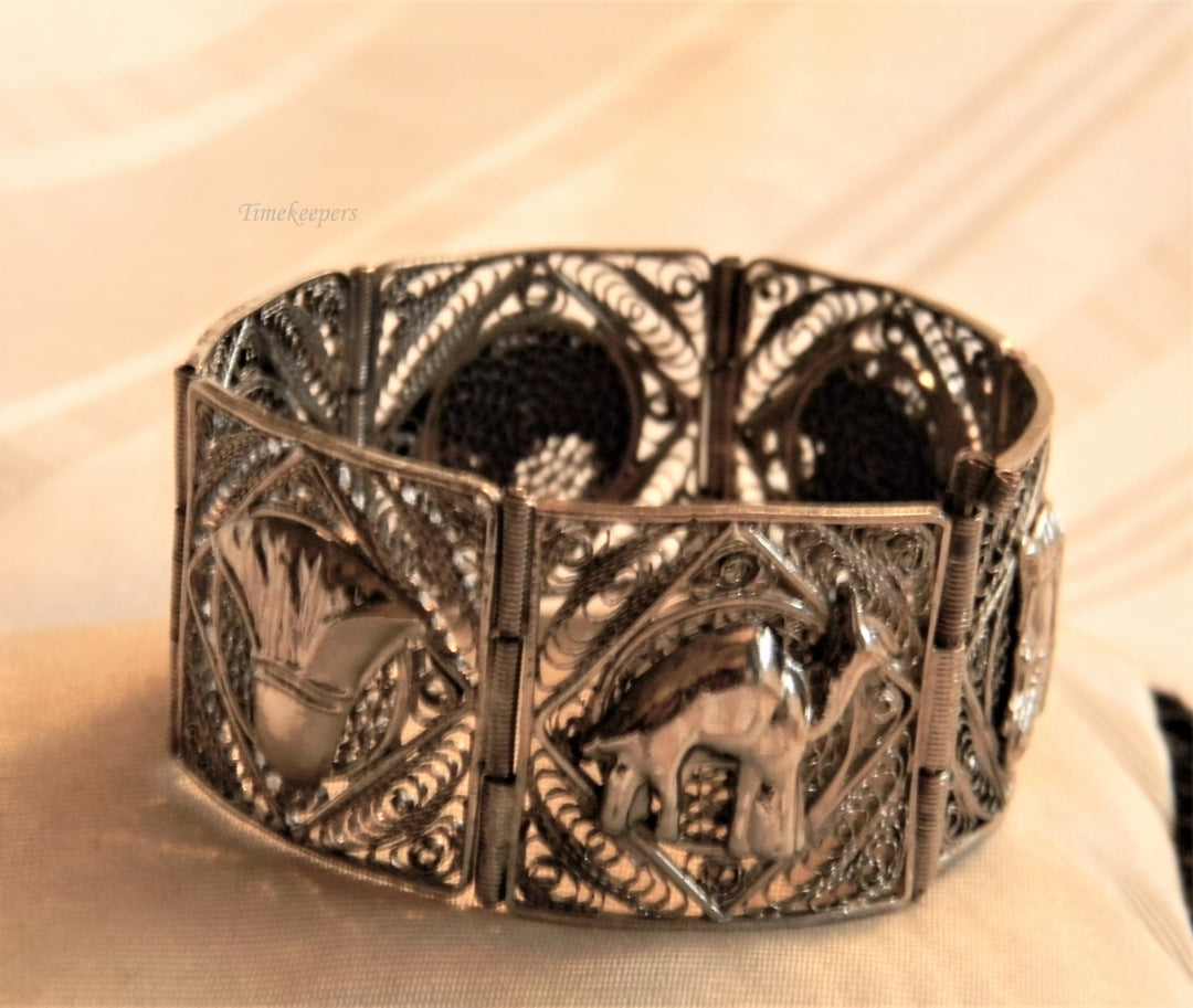 p043 Vintage Silver Plated Filigree Egyptian style Square Link Bracelet