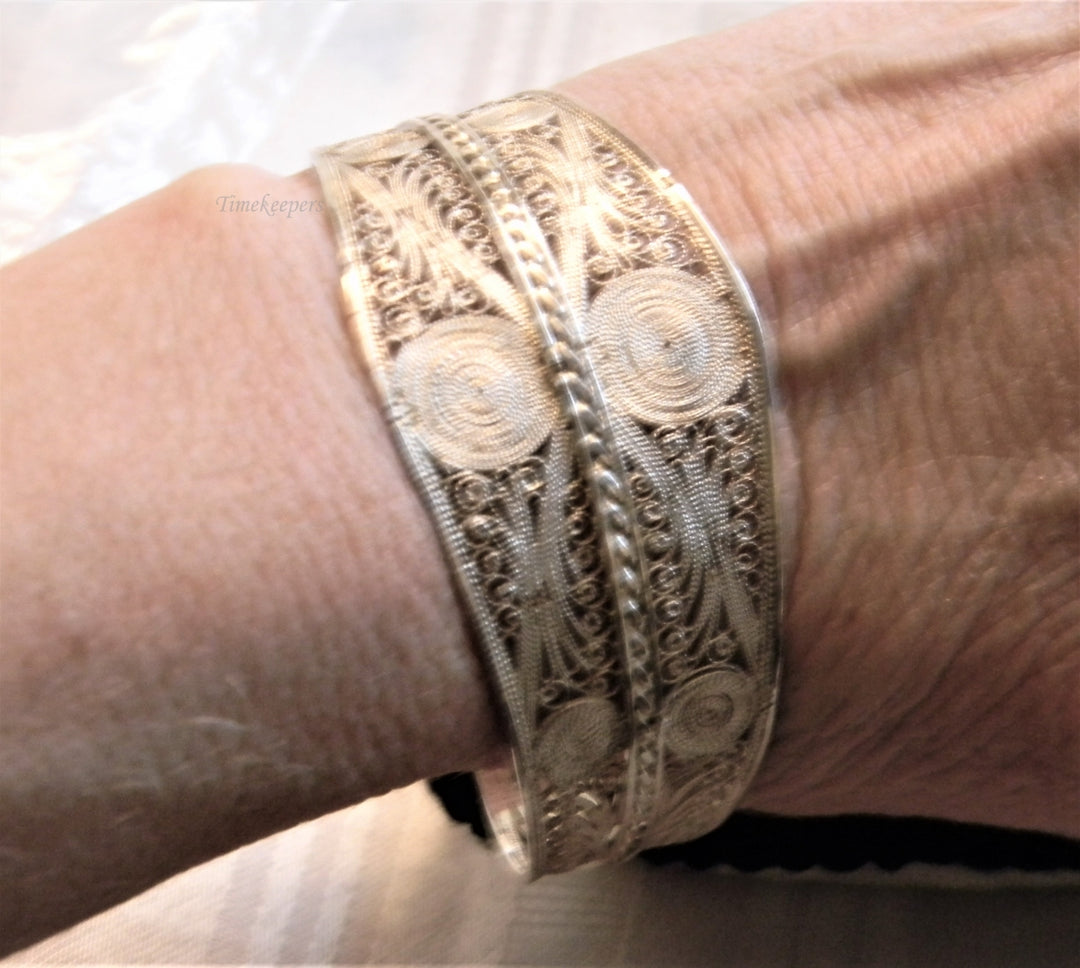 p044 Stunning Vintage 950 Silver Filigree Cuff Bracelet