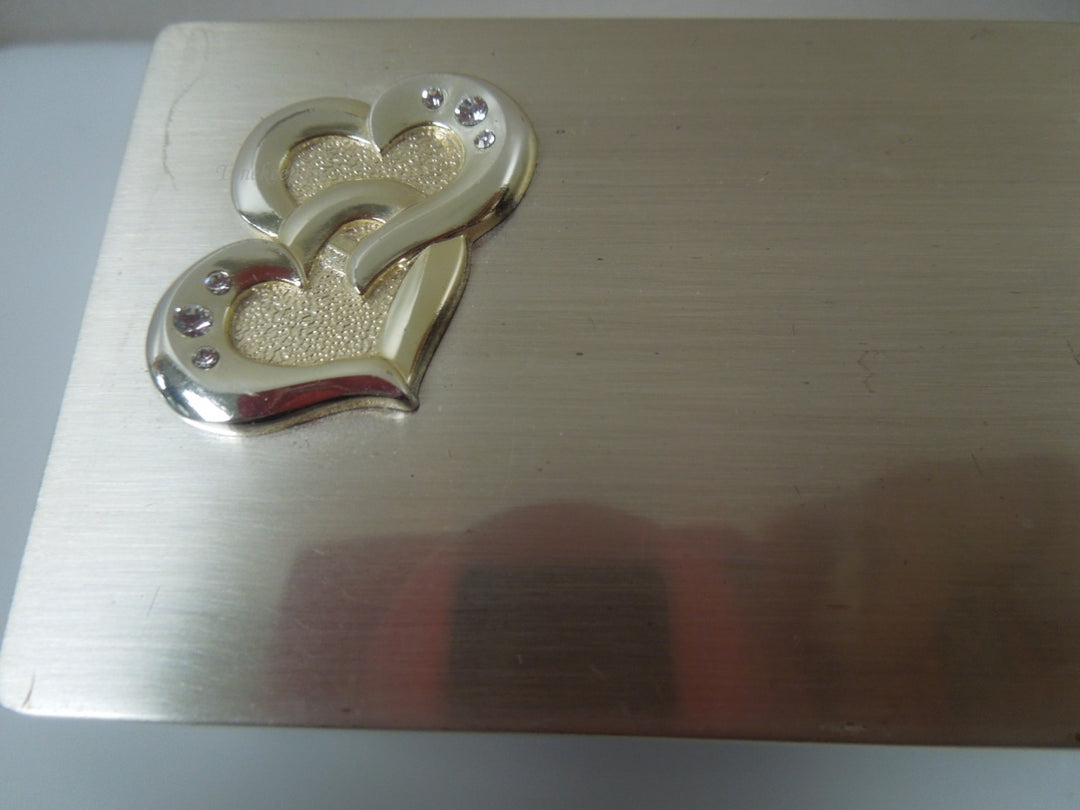 q812 Things Remembered Silver Tone Metal Hearts Rectangular Jewelry Trinket Box