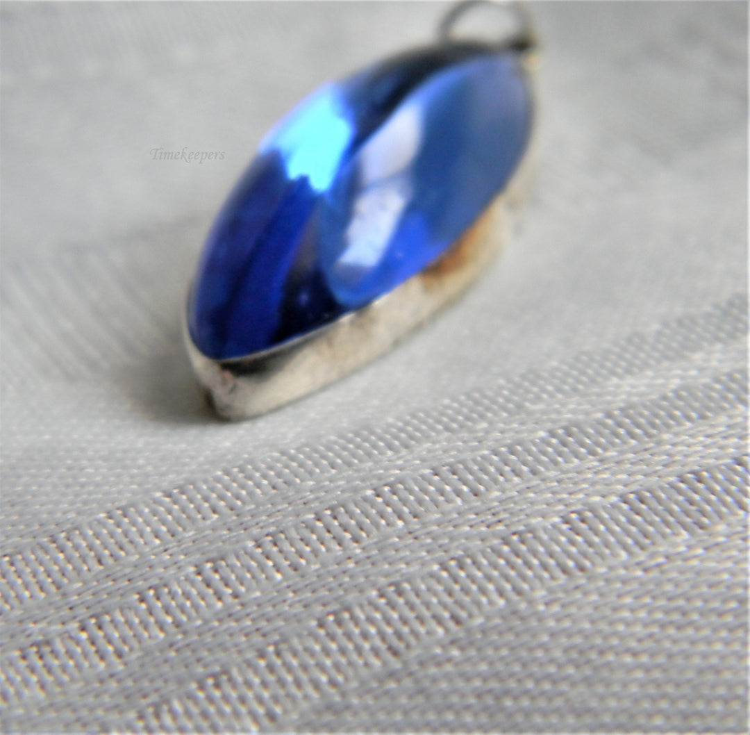 p060 Beautiful Unique Blue Glass Pendant in Sterling