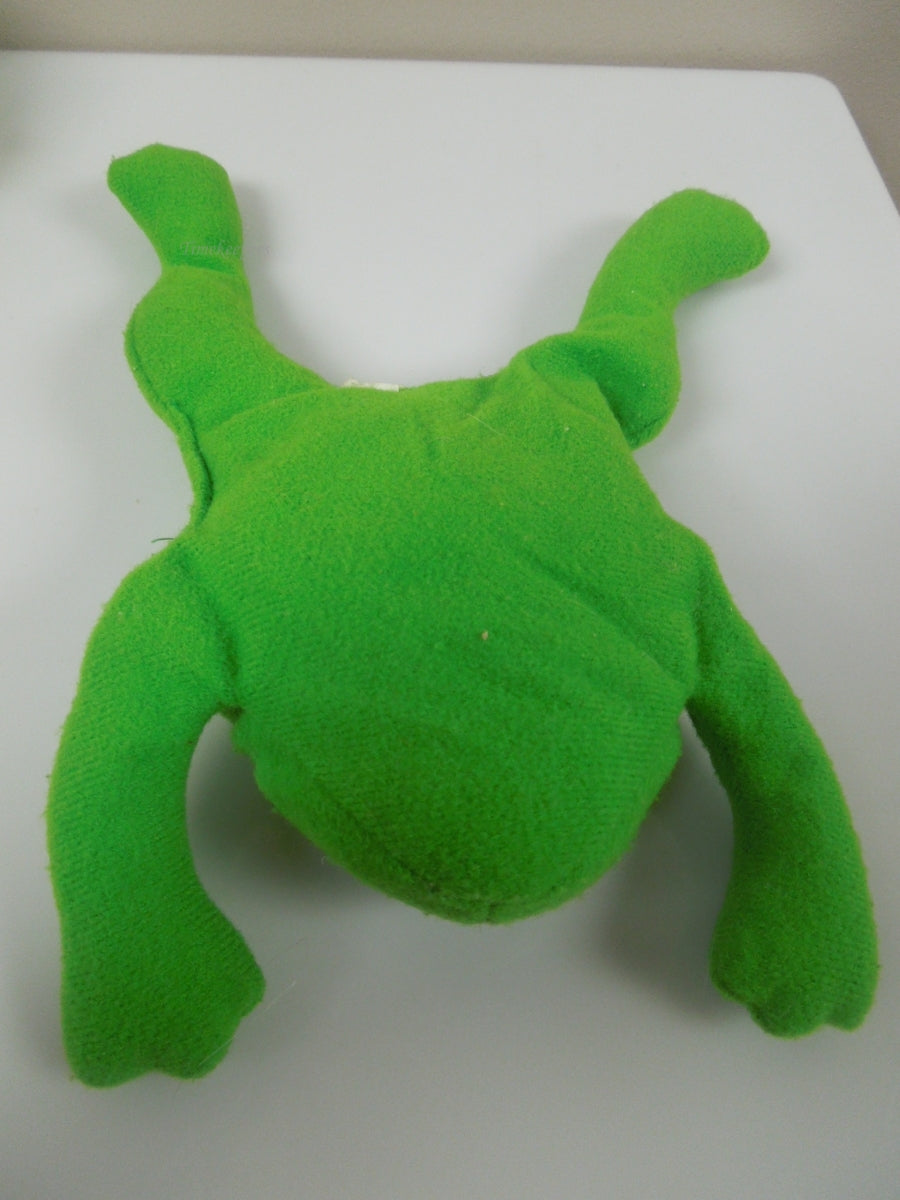 q830 Vintage Green Frog Plush Toy with Tiny Black Eyes