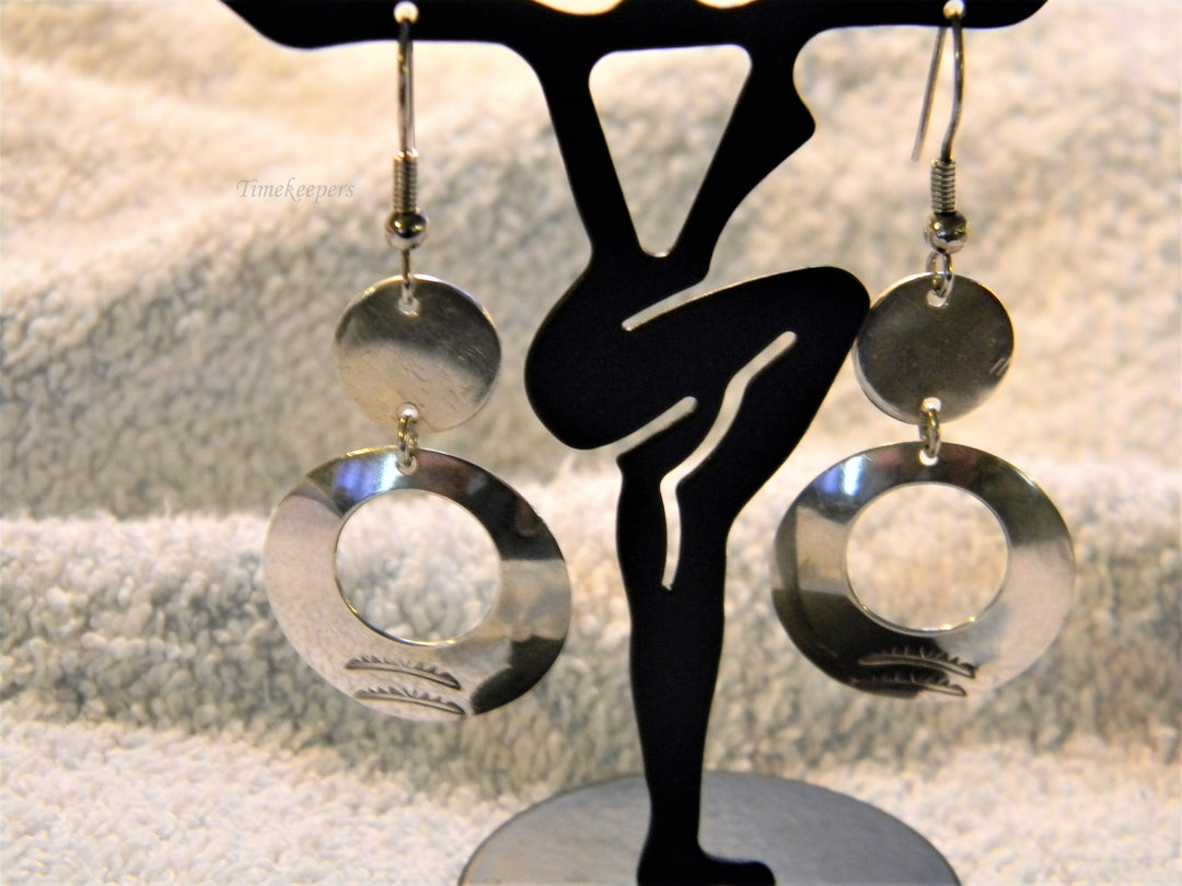 j838 Unique Sterling Silver Round Tiered Dangle Earrings