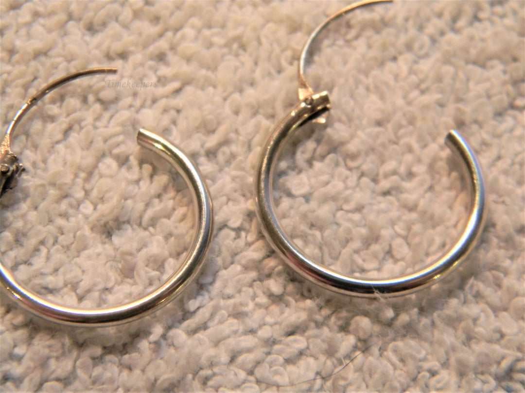 j839 Pretty Endless Hoop Sterling Silver Earrings