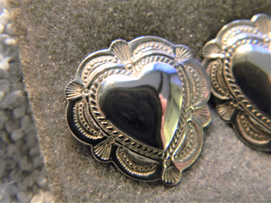 j846 Pretty Sterling Silver Heart Earrings with Butterfly Backs