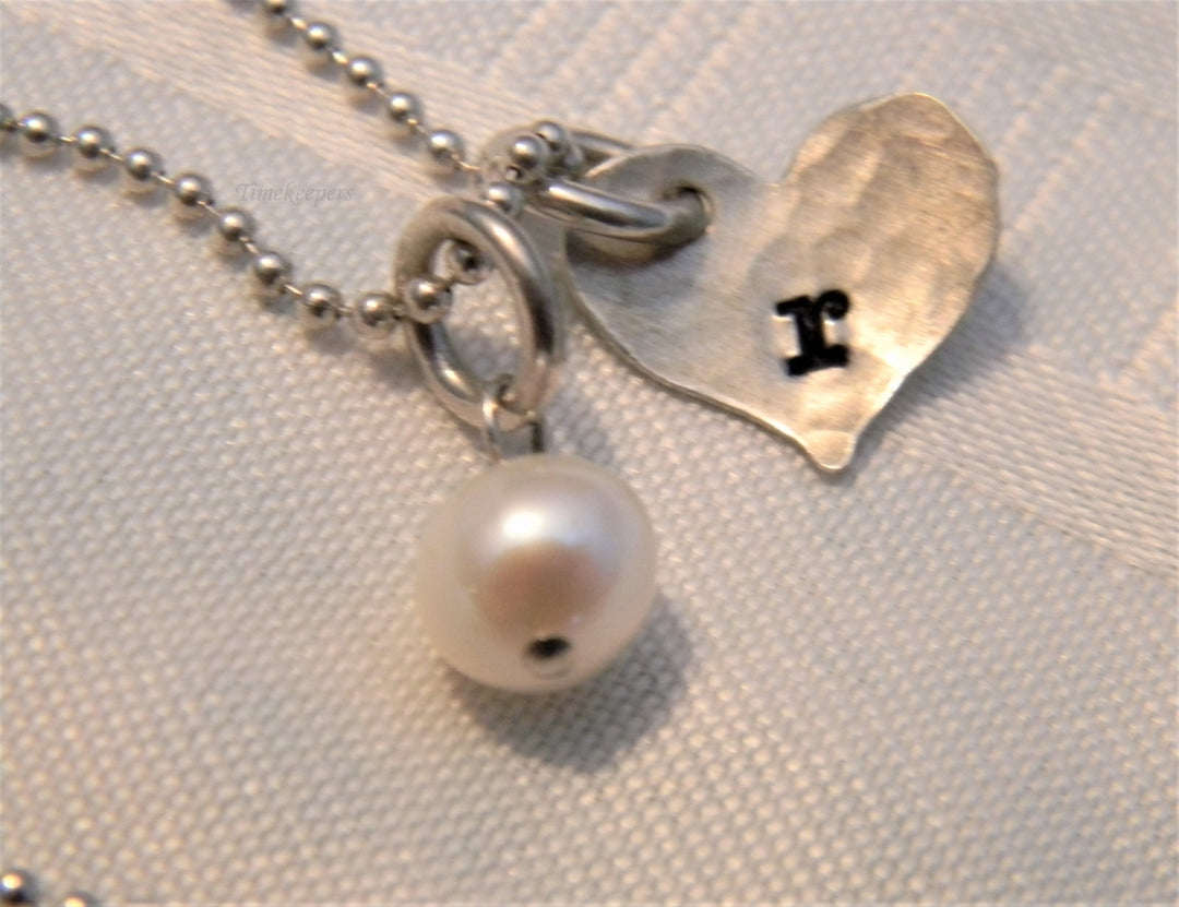 p089 Beautiful 925 Sterling Silver Neck Ball Chain with Pearl and Heart Pendant