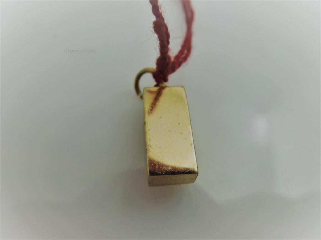 g778 Simple Gold Plated over Sterling Silver Charm or Pendant