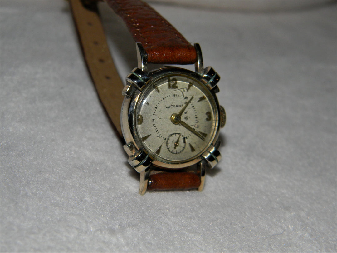 j144 Vintage 1950's Lucerne Women's Mechanical Watch