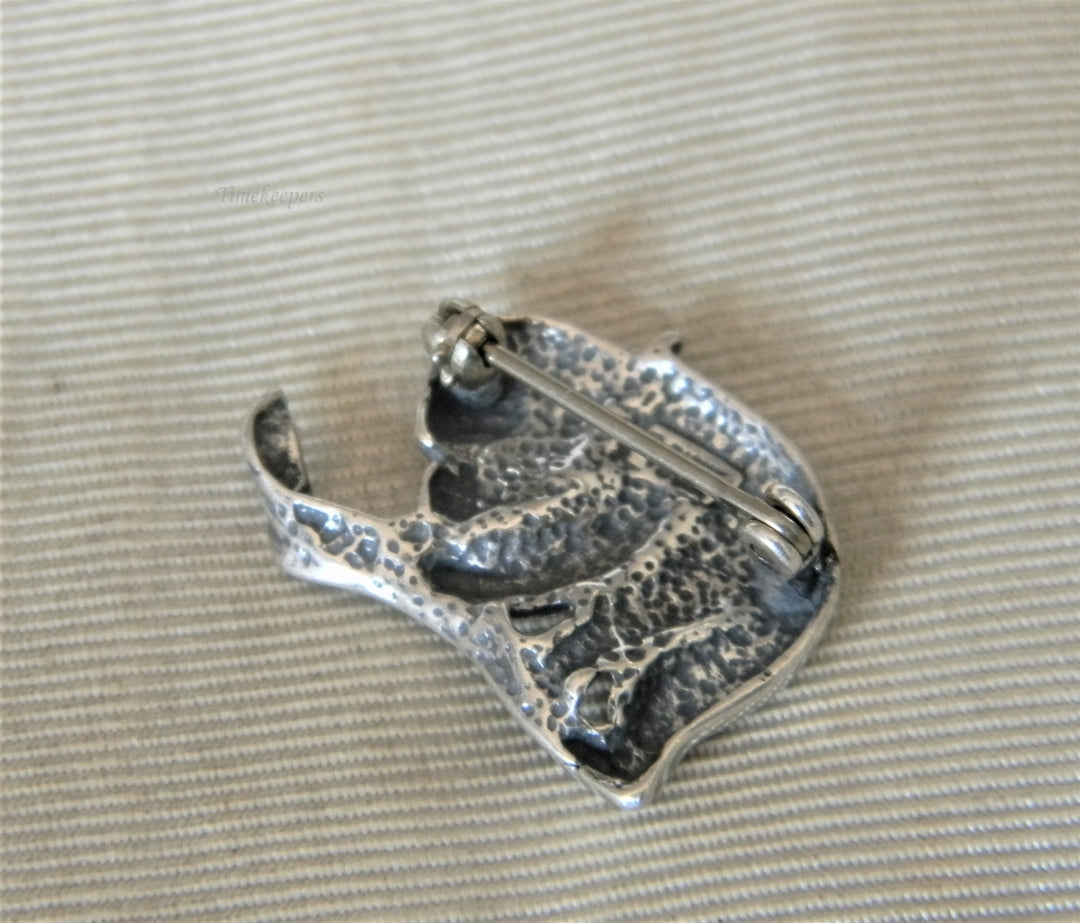 p096 Great Preowned Bear Writing a List Brooch in Silver Tone