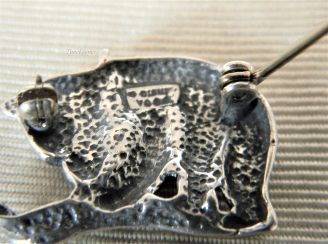 p096 Great Preowned Bear Writing a List Brooch in Silver Tone