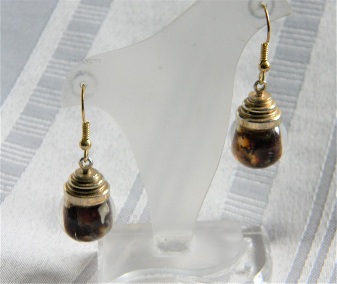 p109 Pretty Gold Tone Drop Earrings with Glass Balls Filled with Water and Stone