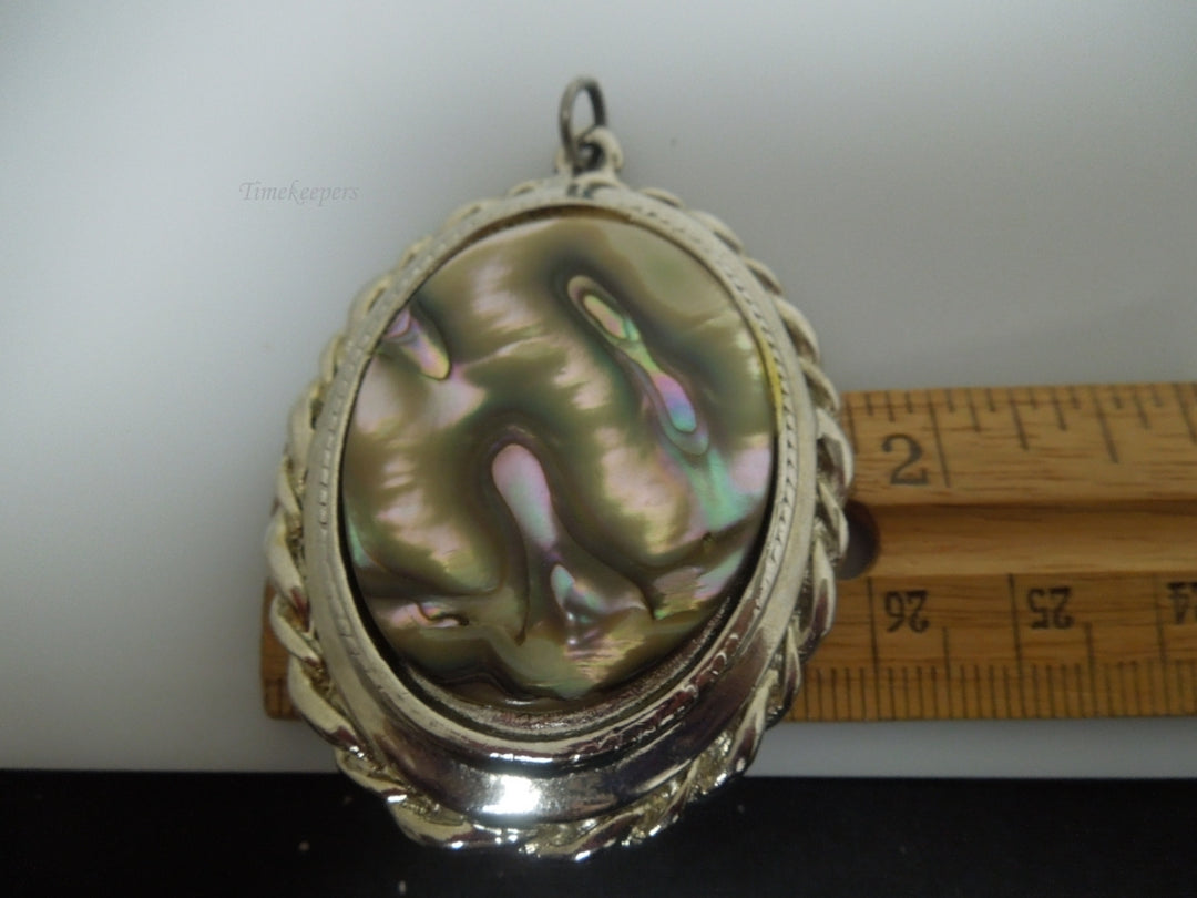 s265 Vintage Silverstone Abalone Pendant