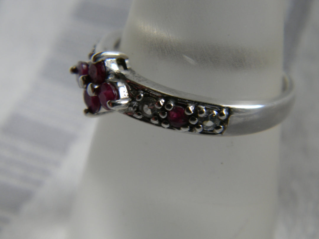 p129 Beautiful Ladies Sterling Silver ruby Ring with CZ Size 8